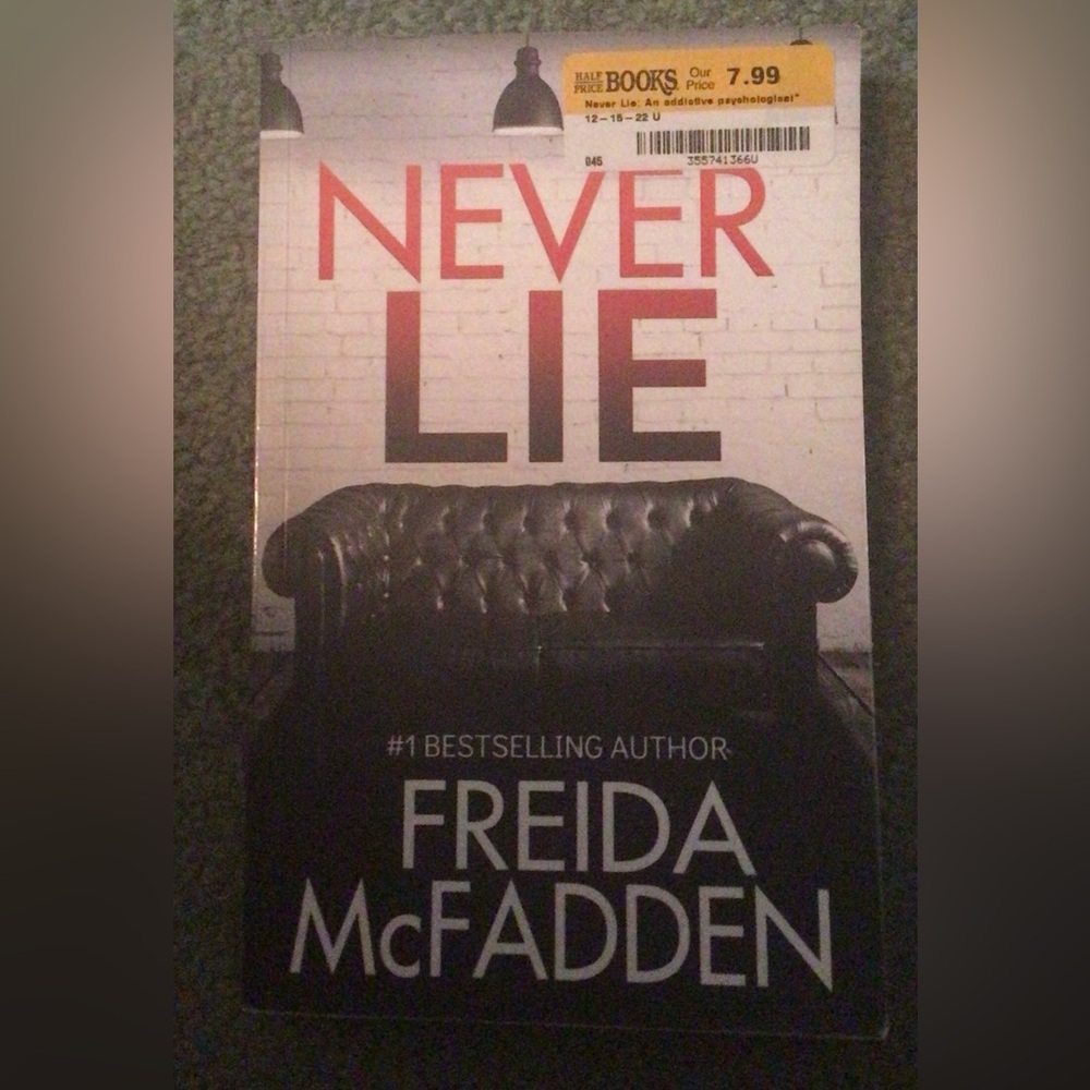 Never Lie by Freida McFadden